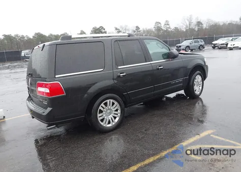 2012 Lincoln Navigator z USA, uszkodzony, nr VIN 5LMJJ2H59CEL08040
